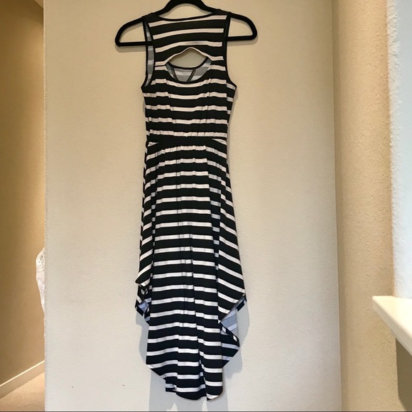 Black and Cream Striped Dress - Picture 3 of 3